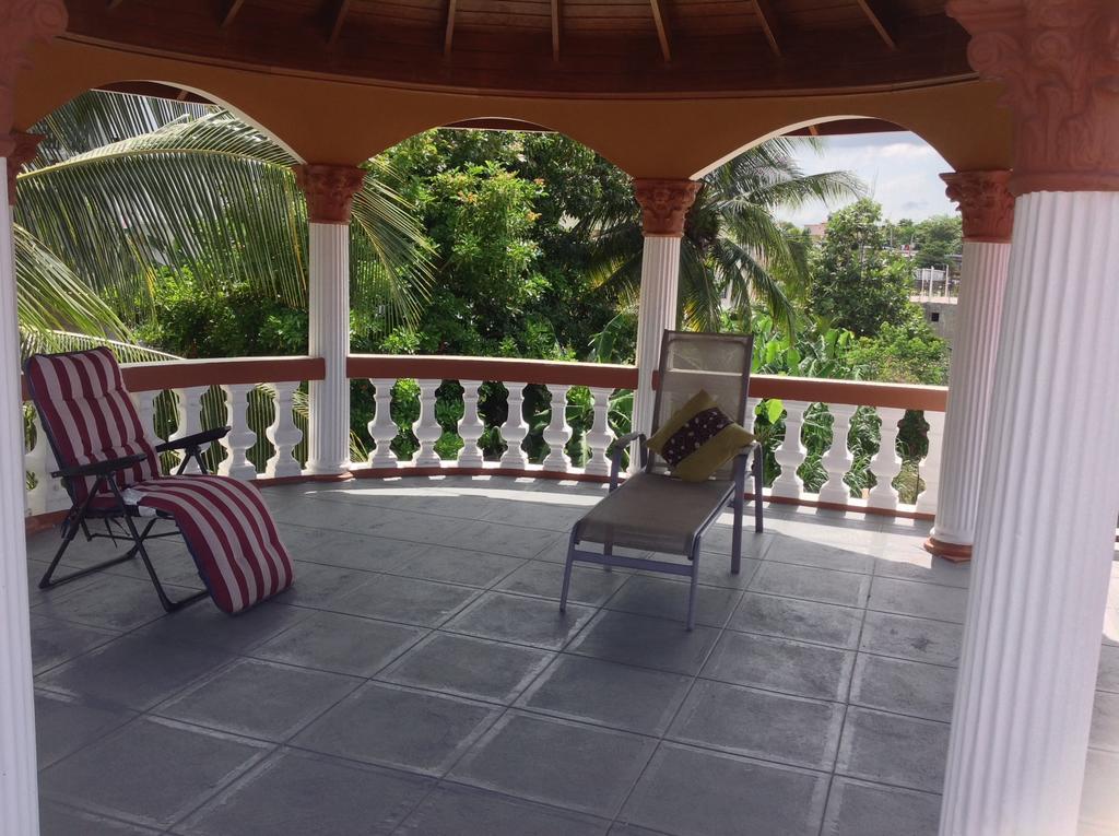 Cazwin Villas Montego Bay Exteriör bild